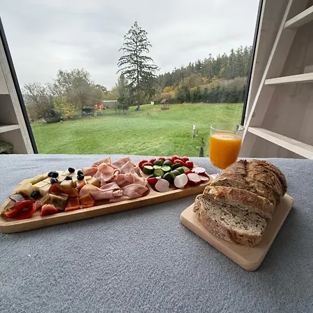 Alpesi faház Glamping Od Amy Ohrazenice (Pribram)